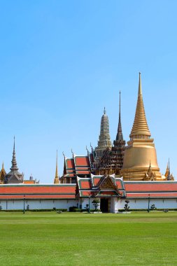 Zümrüt Buddha Tapınağı ve Büyük Saray