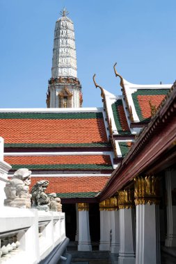 Zümrüt Buddha Tapınağı ve Büyük Saray