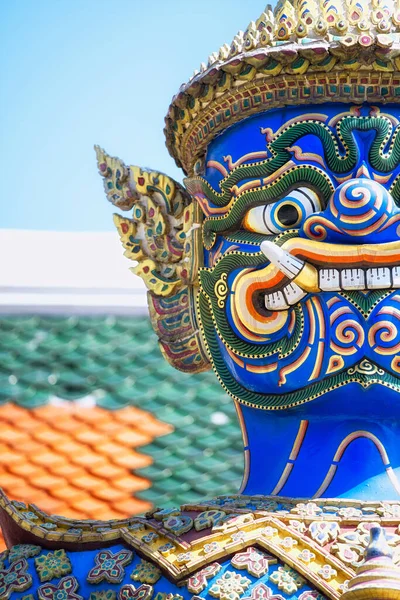 Blue Giant Standing Temple Emerald Buddha — Stock Photo, Image