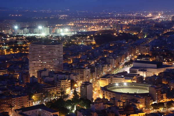 Luftaufnahme von alicante in der Dämmerung. Katalonien, Spanien — Stockfoto