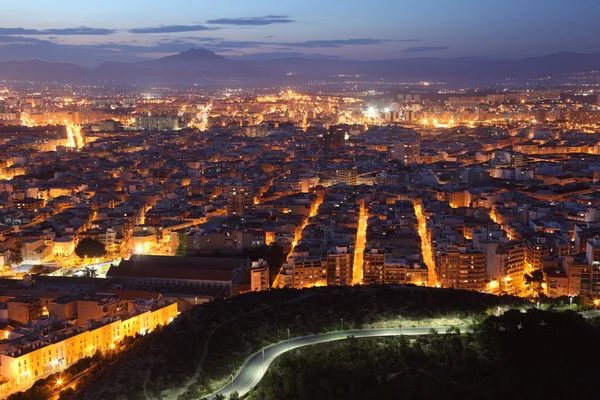 Vista aérea de Alicante ao entardecer. Catalunha, Espanha — Fotografia de Stock