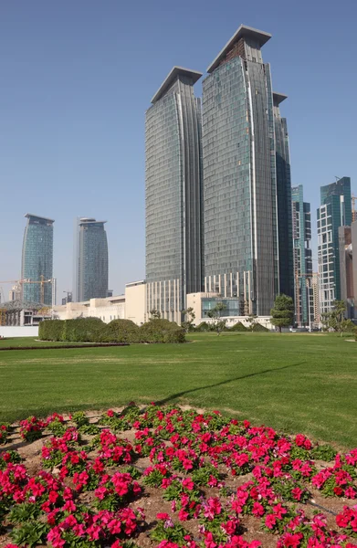 Hochhäuser in der doha west bay, qatar — Stockfoto
