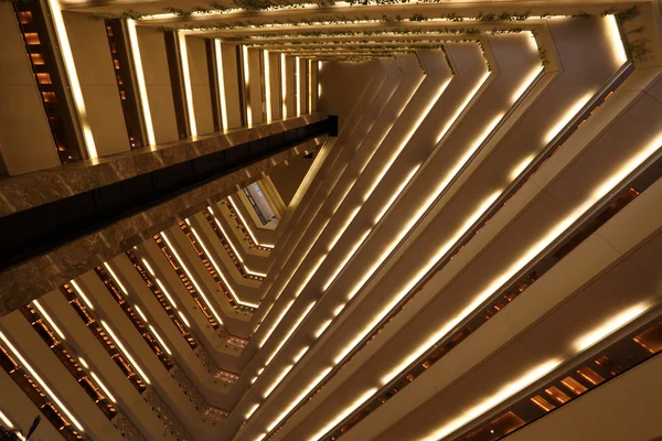 Interior del hotel Sheraton en Doha, Qatar . — Foto de Stock