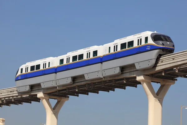 The Palm Monorail em Dubai, Emirados Árabes Unidos — Fotografia de Stock