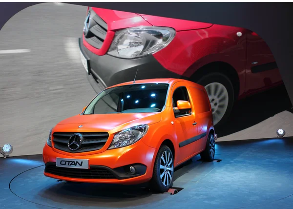 Новий Mercedes-Benz Citan — стокове фото