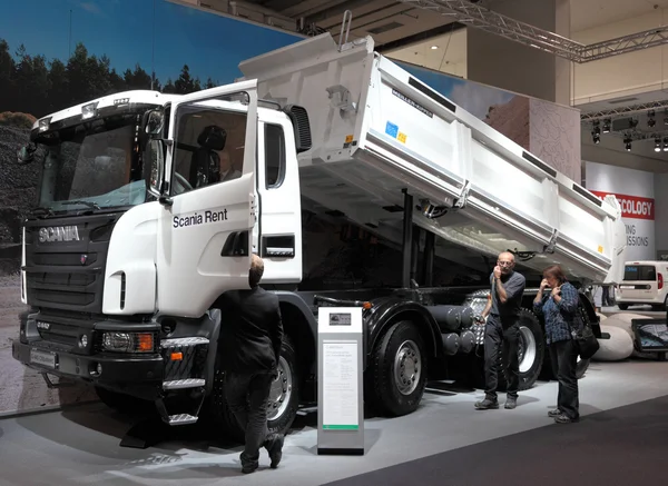 Nieuwe scania dump truck — Stockfoto