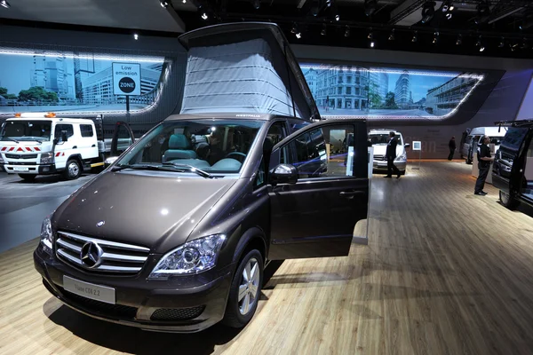 Mercedes Benz Viano Westfalia Wohnmobil — Stockfoto