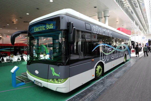 Nowe solaris urbino 12 elektryczny autobus — Zdjęcie stockowe