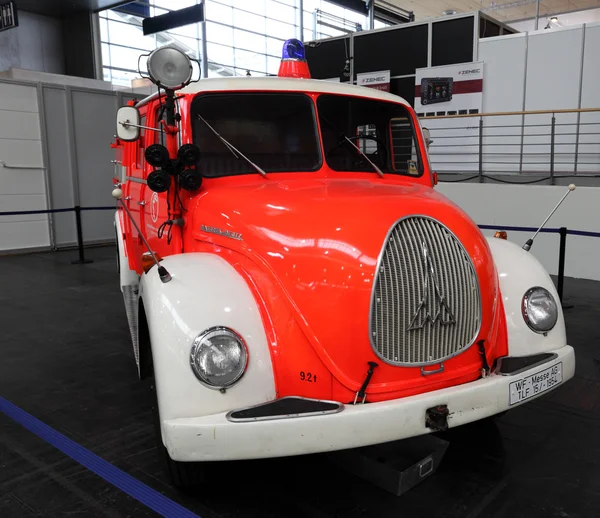 Magirus Deutz caminhão de bombeiros de 1960 — Fotografia de Stock