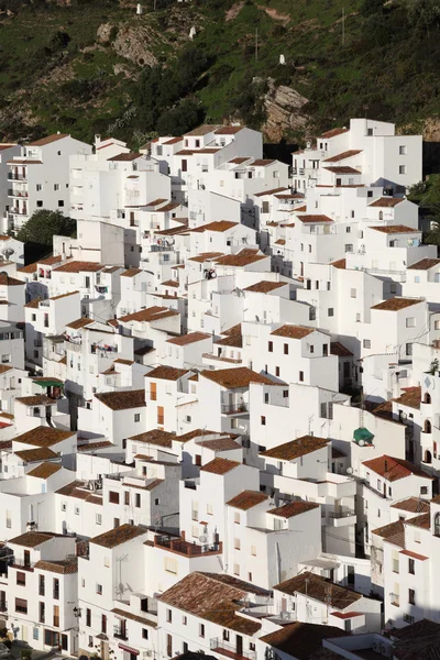 Aldeia andaluza Casares, sul de Espanha — Fotografia de Stock