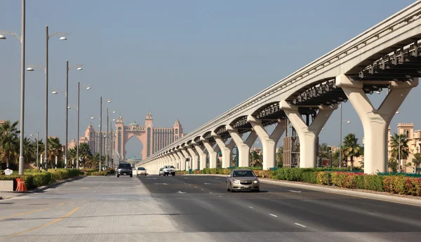 Głównej drogi na wyspę palm jumeirah, Dubaj, Zjednoczone Emiraty Arabskie — Zdjęcie stockowe