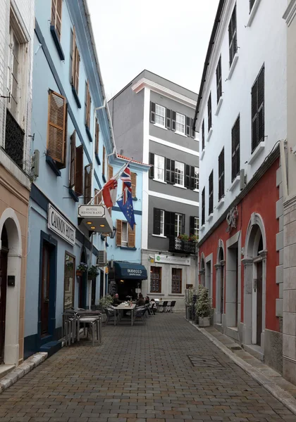 Enge straße in der stadt gibraltar — Stockfoto