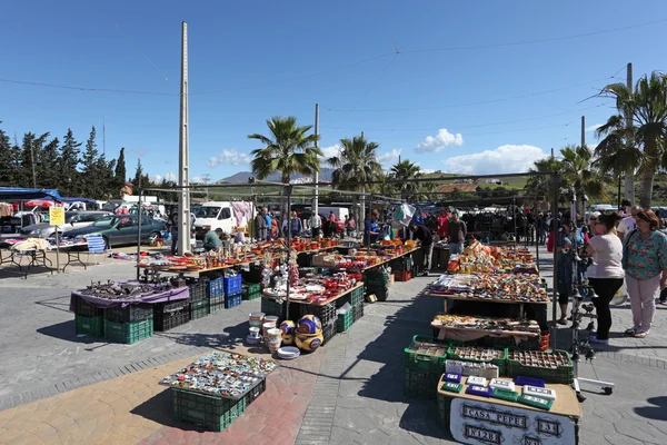 Υπαίθρια αγορά στο san luis de sabinillas, της Ανδαλουσίας στην Ισπανία — Φωτογραφία Αρχείου