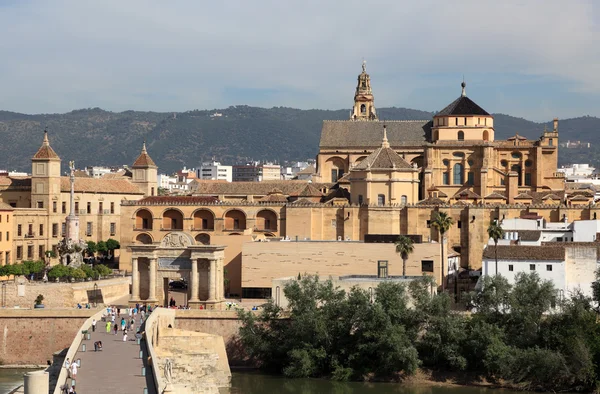 Pohled přes město cordoba, Španělsko Andalusie — Stock fotografie