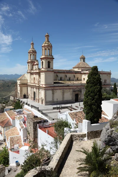 Katedra w stare andaluzyjskie miasta olvera, Hiszpania — Zdjęcie stockowe