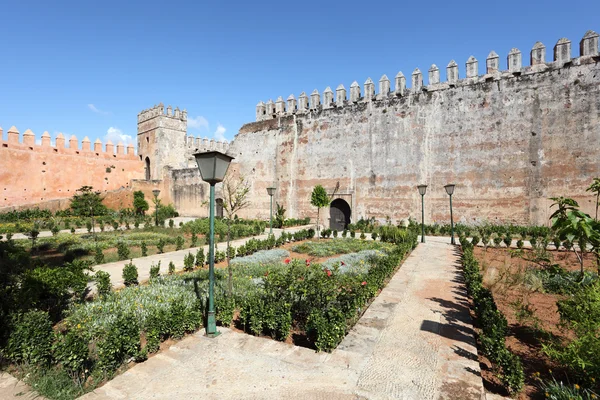 Binnenkant van de udayas tuin kasbah in rabat, Marokko — Stockfoto