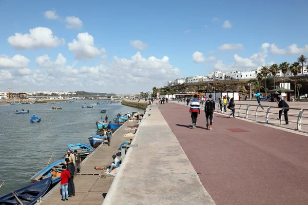 Paseo marítimo en la ciudad de Rabat, Marruecos — Foto de Stock