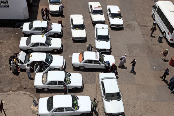 Widok na postój taksówek w Rabacie, Maroko — Zdjęcie stockowe