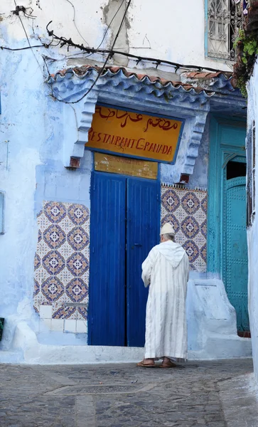 Ulica w medynie chefchaouen, Maroko — Zdjęcie stockowe