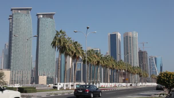 Straat in doha, qatar — Stockvideo