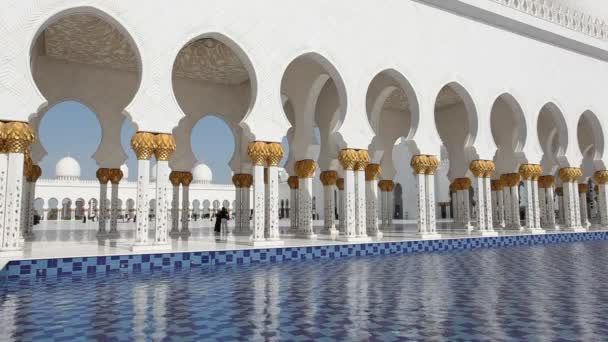 阿布扎比谢赫扎耶德大清真寺 — 图库视频影像