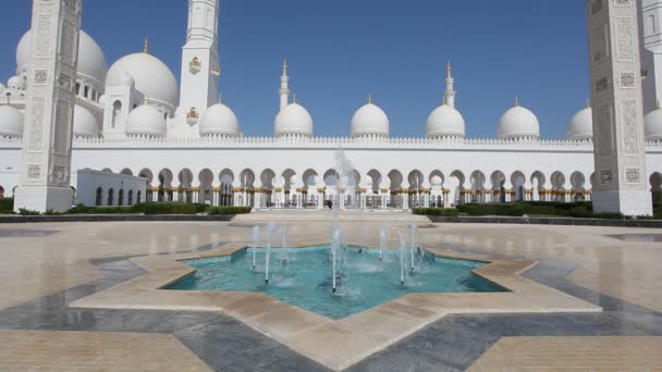 Marea Moschee Sheikh Zayed din Abu Dhabi — Videoclip de stoc