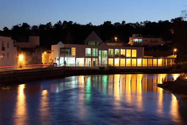 Budynki na rzece w tavira, algarve, Portugalia — Zdjęcie stockowe