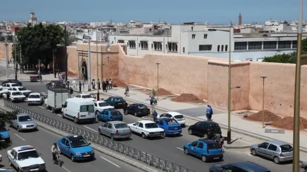 モロッコのラバトにストリート — ストック動画