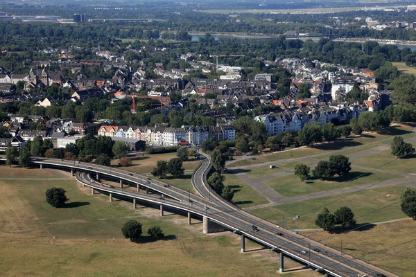 Letecký pohled na oberkassel dusseldorf, Německo — Stock fotografie