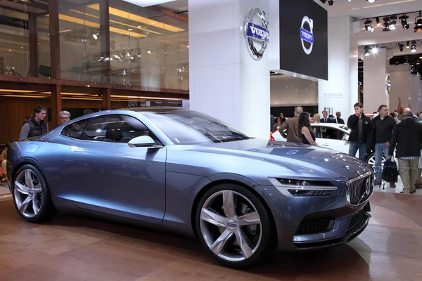 International Motor Show in Frankfurt, Germany. Volvo presenting the Concept Coupe at the 65th IAA in Frankfurt, Germany on September 17, 2013 — Stock Photo, Image