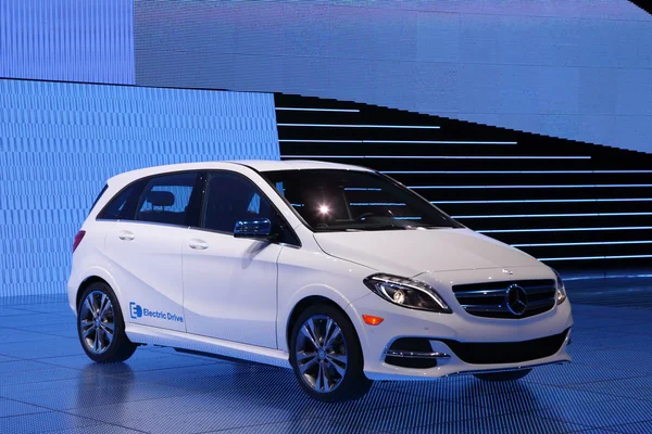 International Motor Show in Frankfurt, Germany. Mercedes Benz Electric Drive at the 65th IAA in Frankfurt, Germany on September 17, 2013 — Stok fotoğraf