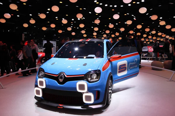 Internationale Automobilausstellung in Frankfurt, Deutschland. renault twinrun auf der 65. iaa in Frankfurt am 17. September 2013 — Stockfoto