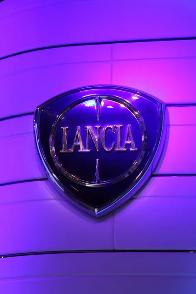 Nemzetközi Motor Show-ban Frankfurtban. Lancia-logó a 65. Iaa Frankfurtban a 2013. szeptember 17. — Stock Fotó