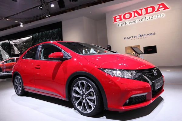 Salón Internacional del Automóvil en Frankfurt, Alemania. Honda Civic en el 65º IAA en Frankfurt, Alemania el 17 de septiembre de 2013 —  Fotos de Stock