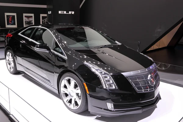 International Motor Show em Frankfurt, Alemanha. Cadillac ELR no 65th IAA em Frankfurt, Alemanha, em 17 de setembro de 2013 — Fotografia de Stock