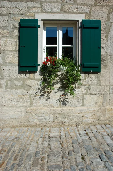 Window of countryhouse — Stock Photo, Image