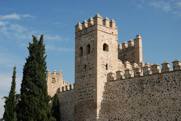 Staré městské hradby v Toledu, Španělsko — Stock fotografie