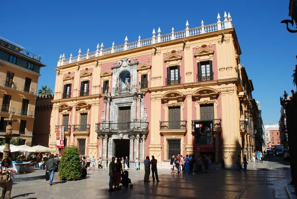 Bischofspalast (Bischofspalast) auf dem Platz des Bischofs in Malaga, Spanien — Stockfoto