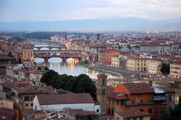 Görüntülemek şehir Floransa üzerinde İtalya — Stok fotoğraf
