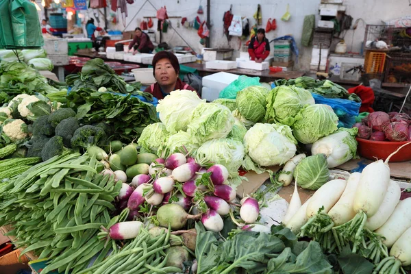 Groenten markt in shanghai, china — Stockfoto