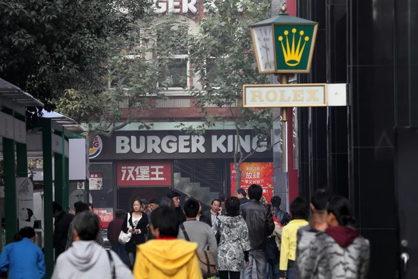 상하이, 중국의 도시에서 바쁜 거리 — 스톡 사진