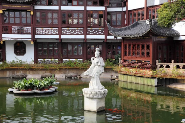 Architettura tradizionale cinese nel Giardino Yuyuan, Shanghai — Foto Stock