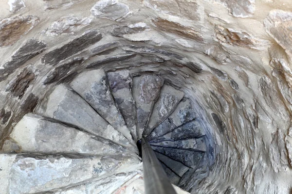 オルベラ、スペインの旧アラブ城の螺旋階段 — ストック写真