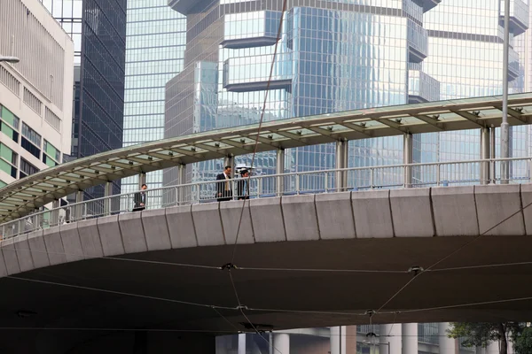 Pedestrian overpass downtown in Central Hong Kong, China — Stock Photo, Image