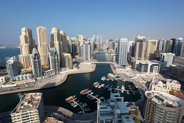 Dubai Marina vista ad angolo alto. Emirati Arabi Uniti — Foto Stock