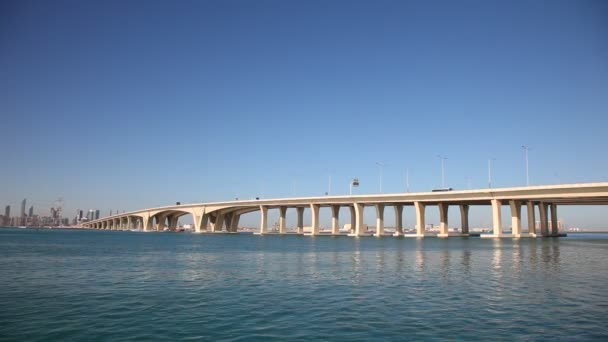 Puente Sheikh Khalifa en Abu Dhabi — Vídeos de Stock