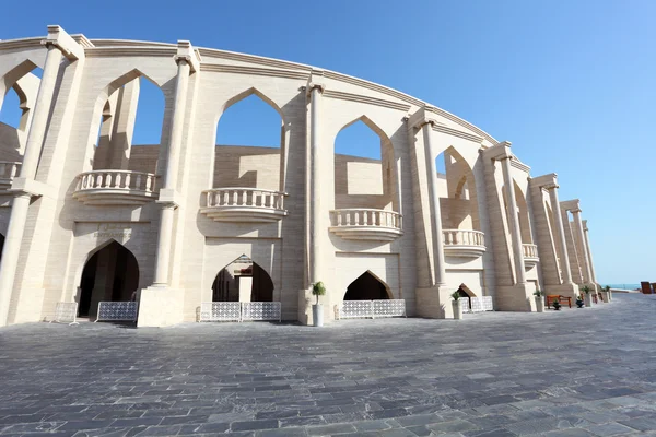 Amfitheater in katara cultureel dorp. Doha, qatar, Midden-Oosten — Stockfoto