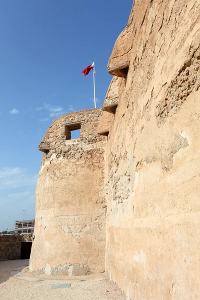 Arad pevnost ve městě muharraq. Bahrajn, Střední východ — Stock fotografie