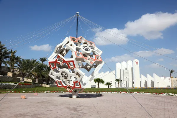 Памятник в Бахрейне — стоковое фото