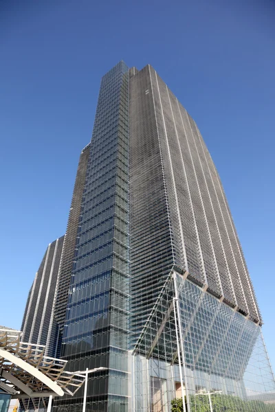 Skyscraper at the Sowwah Square. Al Maryah Island, Abu Dhabi, United Arab Emirates — Stock Photo, Image